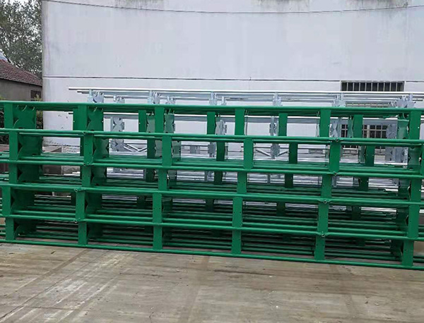 预应力活动护栏