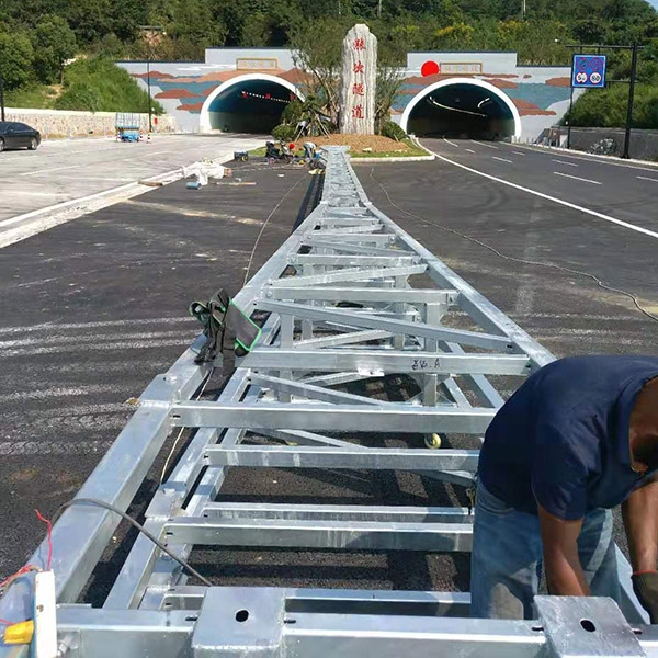 无预应力活动护栏