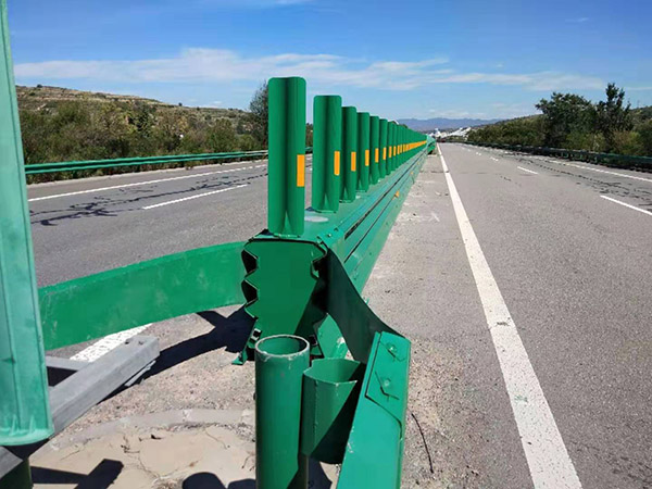 组合式活动钢护栏